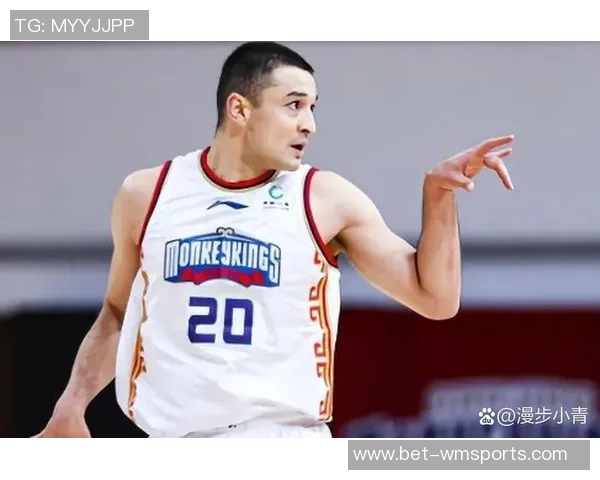 西热力江带领球队迎战北京力争在赛场上再创辉煌